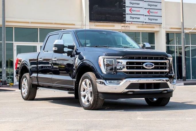 Подержанный Ford F-150 XIV, 5.0 л, 2022 в Шардже от Istanbul Elite Used Cars Черный цвет. Канадская | AUTO.AE