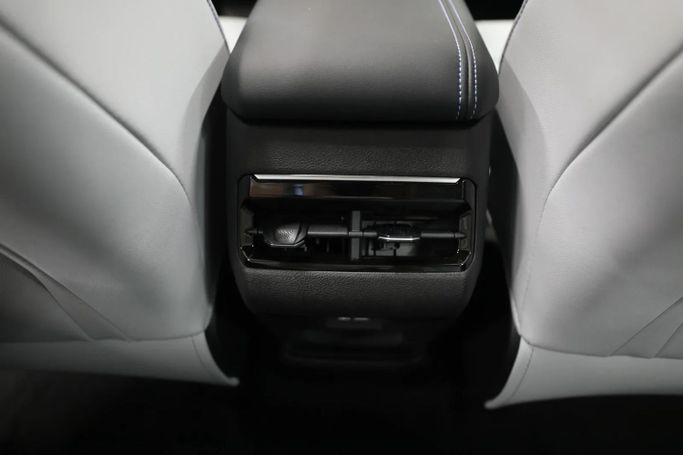 Новый Geely Coolray I Рестайлинг, 1.5 л, 2025 в Шардже от Al Qassem Cars Trading Серый цвет. GCC | AUTO.AE