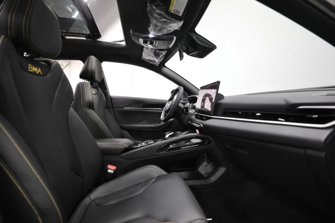 Новый Geely Coolray I Рестайлинг, 1.5 л, 2025 в Шардже от Al Qassem Cars Trading Серый цвет. GCC | AUTO.AE