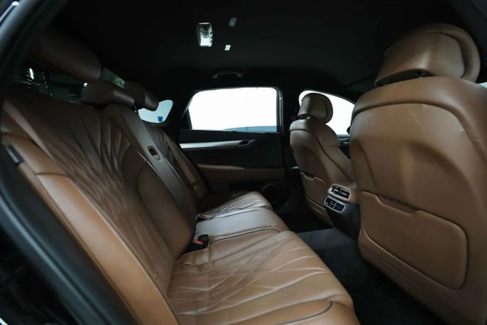 Подержанный Genesis G80 II Рестайлинг, 3.5 л, 2023 в Шардже от Al Qassem Cars Trading Черный цвет. Корейская | AUTO.AE