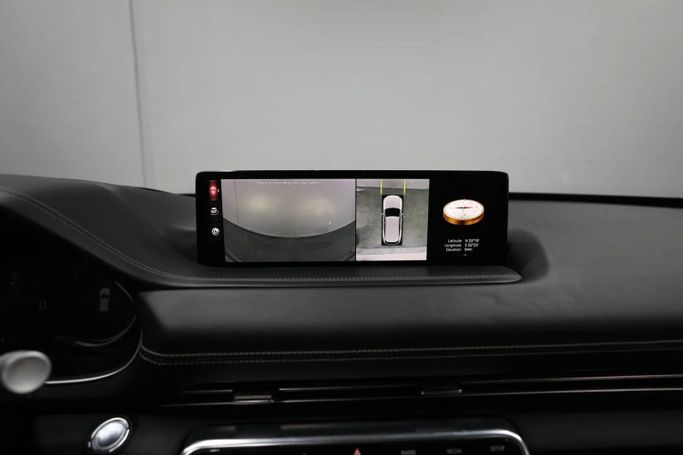 Подержанный Genesis GV80 I, 3.5 л, 2021 в Шардже от Al Qassem Cars Trading Серый цвет. Американская | AUTO.AE