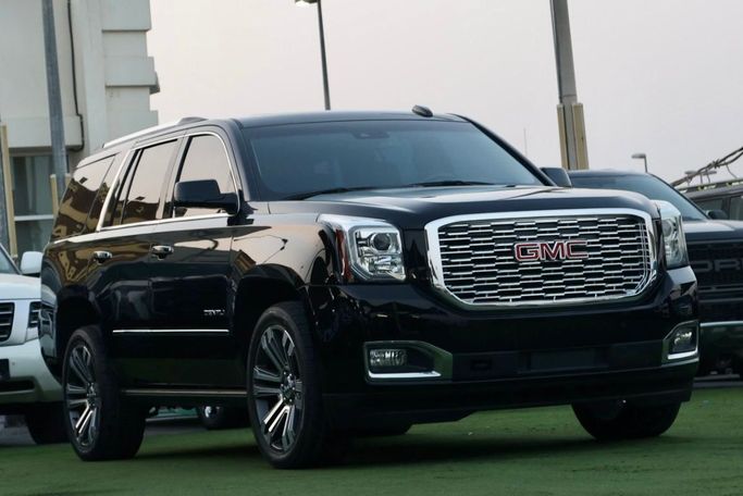 Подержанный GMC Yukon IV (GMT K2UG), 6.2 л, 2019 в Шардже от Al Bake Used Cars Черный цвет. GCC | AUTO.AE