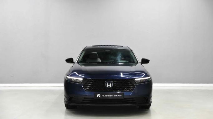 Подержанный Honda Accord XI, 2.0 л, 2023 в Шардже от Al Qassem Cars Trading Тёмно-синий цвет. GCC | AUTO.AE