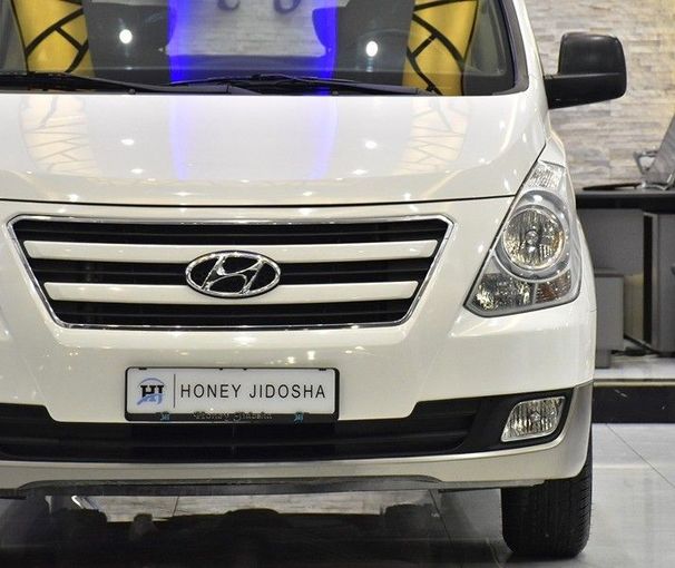 Used Hyundai H-1 II Facelift, 2.4 l, 2018 in Sharjah by Honey Gidosha Used Cars Tr., White color.  | AUTO.AE