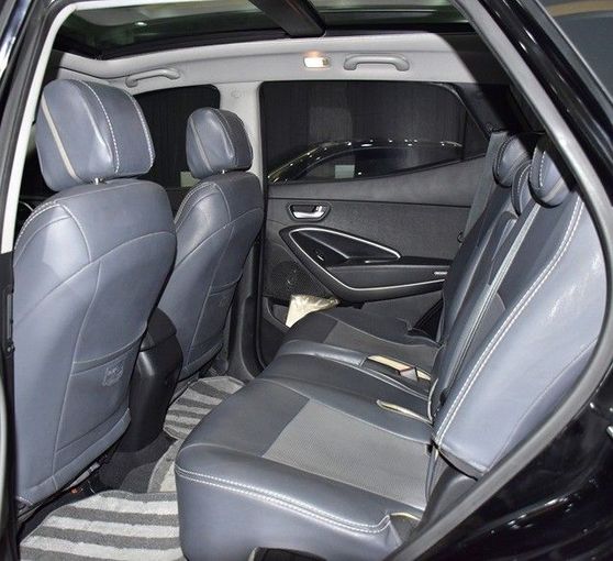 Подержанный Hyundai Santa Fe III, 3.3 л, 2014 в Шардже от Honey Gidosha Used Cars Tr. Черный цвет.  | AUTO.AE