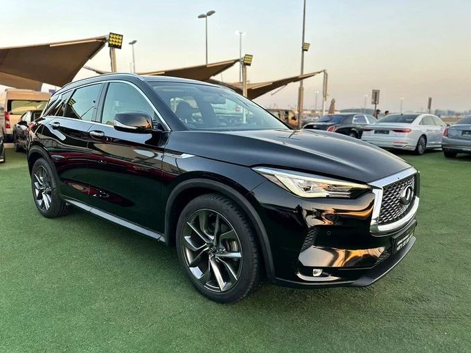 Подержанный Infiniti QX50 II, 2.0 л, 2021 в Шардже от Ahmad alkhodari Motors Черный цвет. GCC | AUTO.AE