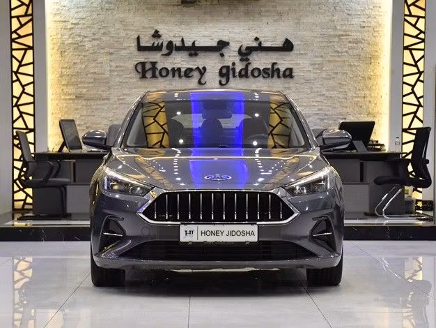 Used JAC J7 I, 1.5 l, 2023 in Sharjah by Honey Gidosha Used Cars Tr., Grey color.  | AUTO.AE