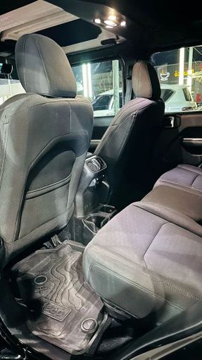 New Jeep Gladiator II (JT), 3.6 l, 2020 in Sharjah by Imad Younis Almani used Cars, Black color. GCC Specs | AUTO.AE