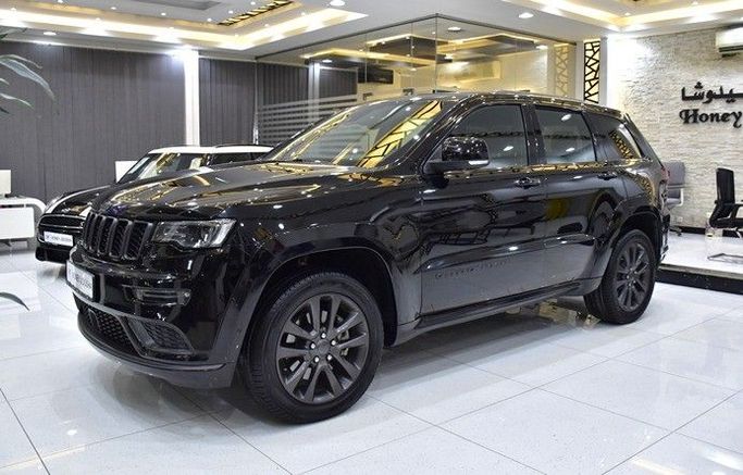 Used Jeep Grand Cherokee IV (WK2) Facelift, 3.6 l, 2019 in Sharjah by Honey Gidosha Used Cars Tr., Black color.  | AUTO.AE