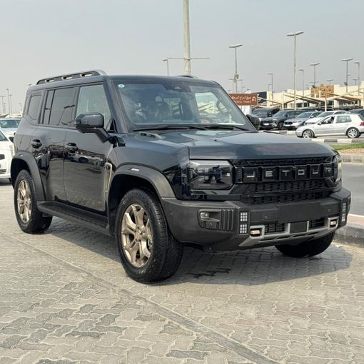 Новый Jetour T2, 2.0 л, 2025 в Шардже от Alfaris Used Cars Черный цвет.  | AUTO.AE