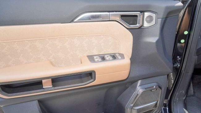 Подержанный Jetour T2, 2.0 л, 2025 в Шардже от Alnujoom Al Malakiah Used Cars Черный цвет. GCC | AUTO.AE