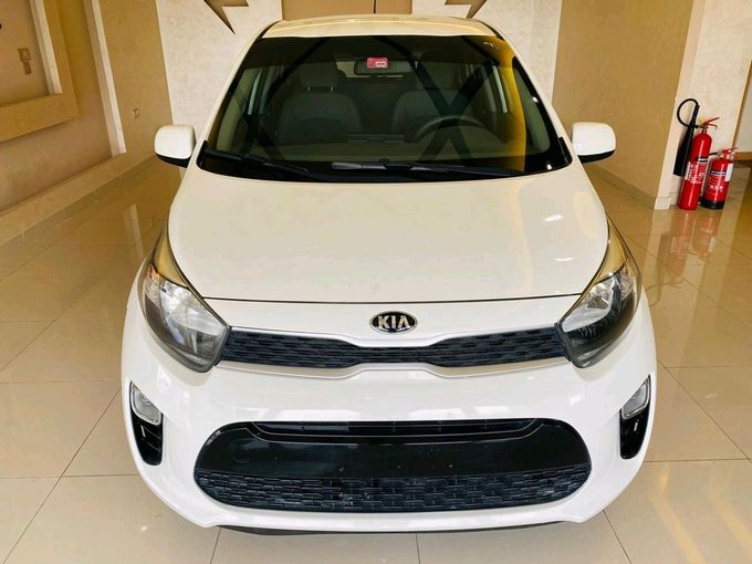 Подержанный Kia Picanto III, 1.2 л, 2018 в Шардже от Alhamoor Used Cars Белый цвет. GCC | AUTO.AE