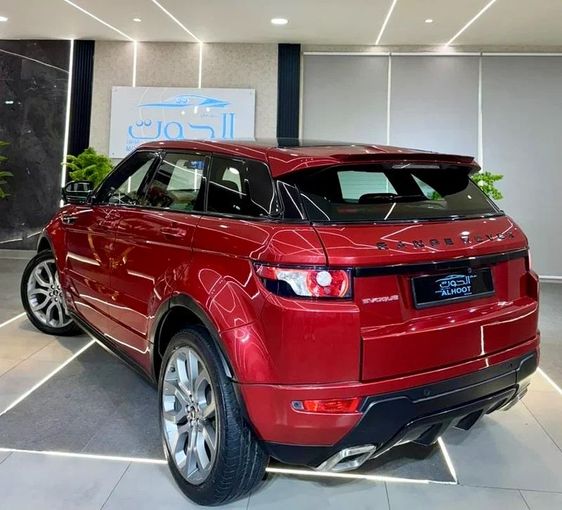 Used Land Rover Range Rover Evoque I, 2.0 l, 2014 in Sharjah by Ayoon Alhoot Motors, Red color. GCC Specs | AUTO.AE