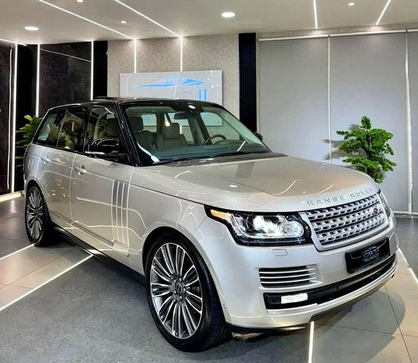 Подержанный Land Rover Range Rover IV, 5.0 л, 2016 в Шардже от Ayoon Alhoot Motors Золотистый цвет. GCC | AUTO.AE