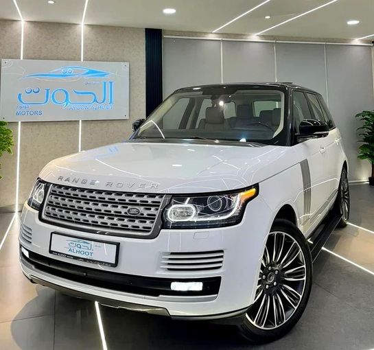 Подержанный Land Rover Range Rover IV, 5.0 л, 2015 в Шардже от Ayoon Alhoot Motors Белый цвет.  | AUTO.AE