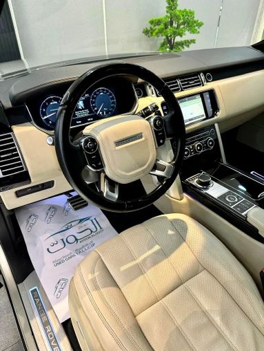 Used Land Rover Range Rover IV, 5.0 l, 2015 in Sharjah by Ayoon Alhoot Motors, Golden color. GCC Specs | AUTO.AE