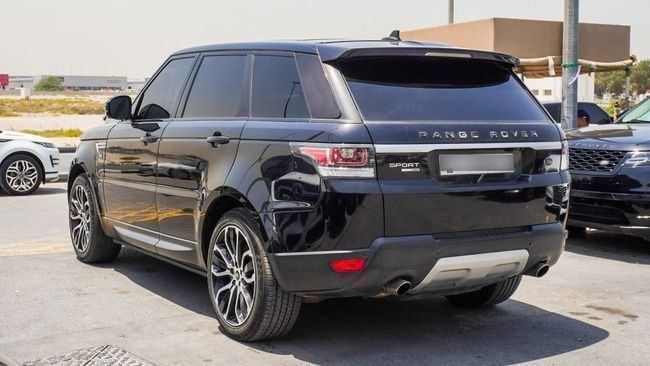 Used Land Rover Range Rover Sport II, 5.0 l, 2017 in Sharjah by Alnujoom Al Malakiah Used Cars, Black color. American Specs | AUTO.AE