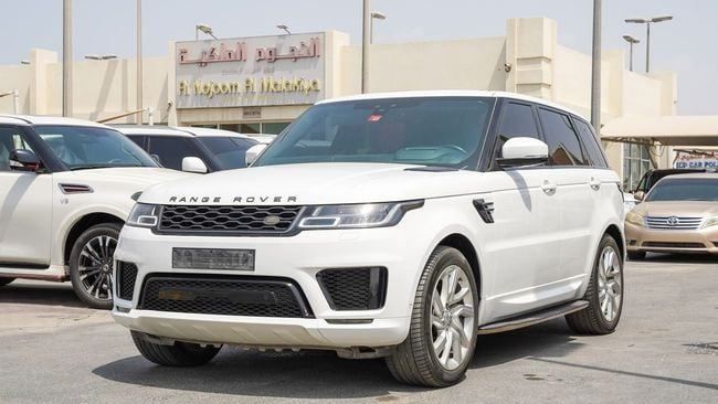 Used Land Rover Range Rover Sport II Facelift, 5.0 l, 2018 in Sharjah by Alnujoom Al Malakiah Used Cars, White color. GCC Specs | AUTO.AE
