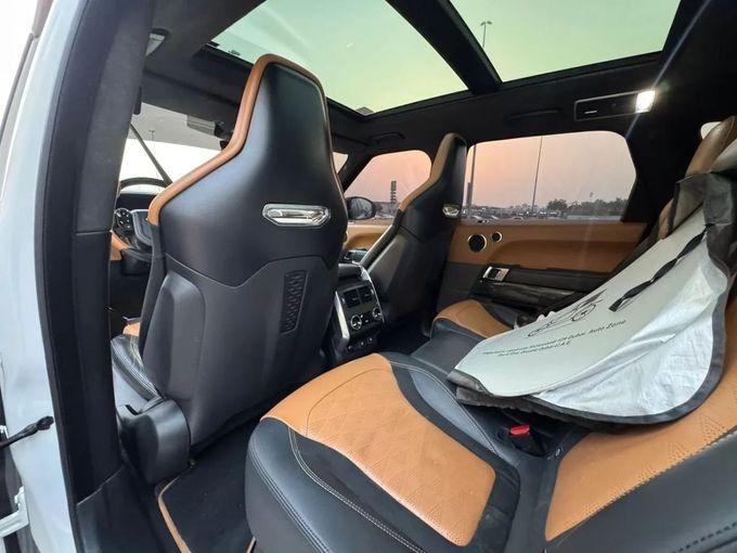 Used Land Rover Range Rover Sport SVR II Facelift, 5.0 l, 2019 in Sharjah by Nour Alnukhba Motors, White color. GCC Specs | AUTO.AE