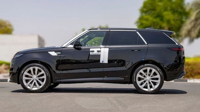 New Land Rover Range Rover Sport P530 III, 4.4 l, 2023 in Sharjah by Nour Alnukhba Motors, Black color. Other | AUTO.AE