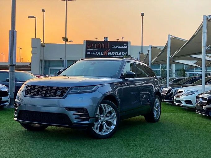 Used Land Rover Range Rover Velar P250 I, 2.0 l, 2019 in Sharjah by Ahmad alkhodari Motors, Silver color. GCC Specs | AUTO.AE