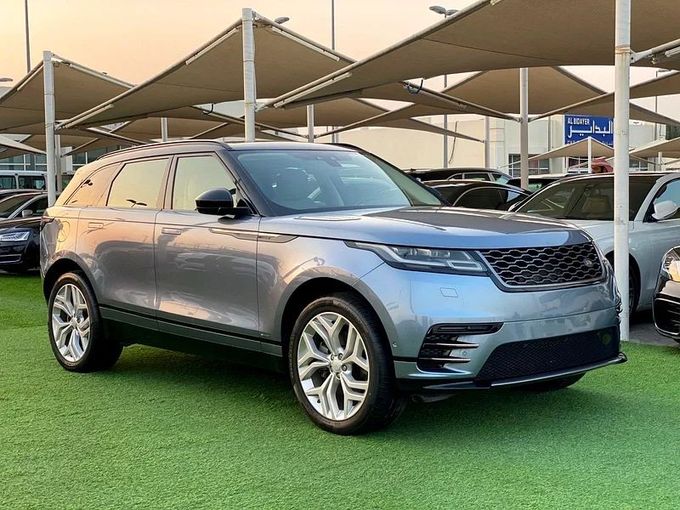 Used Land Rover Range Rover Velar P250 I, 2.0 l, 2019 in Sharjah by Ahmad alkhodari Motors, Silver color. GCC Specs | AUTO.AE