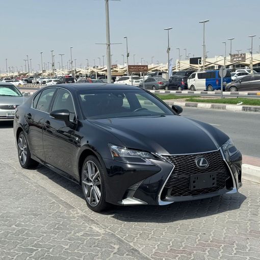 Подержанный Lexus GS 350 IV Рестайлинг, 3.5 л, 2018 в Шардже от Alfaris Used Cars Серый цвет.  | AUTO.AE