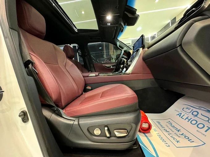 Used Lexus LX 600 IV, 3.4 l, 2022 in Sharjah by Ayoon Alhoot Motors, White color. GCC Specs | AUTO.AE