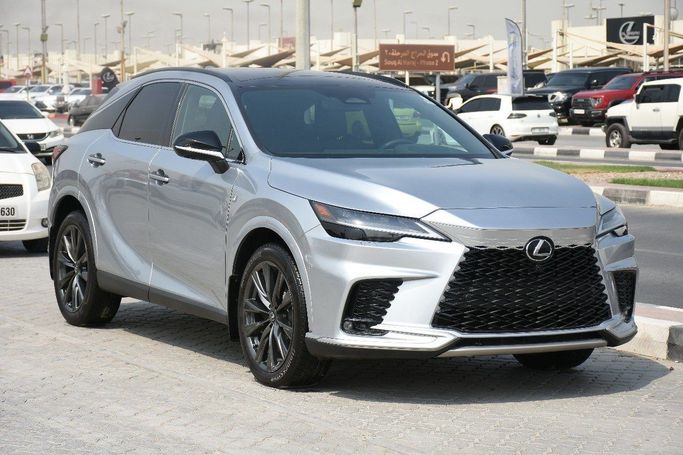 Подержанный Lexus RX 350 V, 2.4 л, 2024 в Шардже от Alfaris Used Cars Серый цвет.  | AUTO.AE