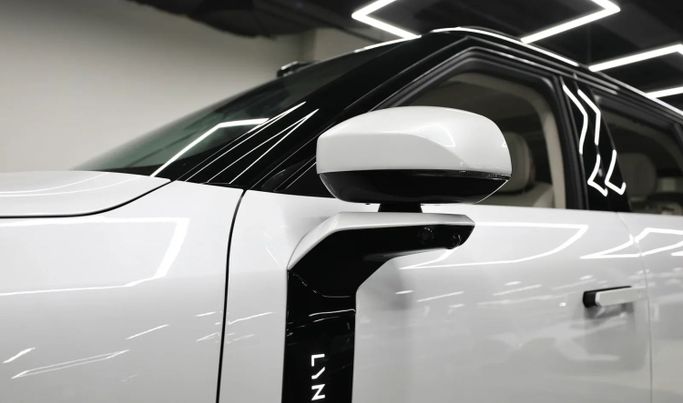 Новый Lynk & Co 900, 2.0 л, 2025 в Шардже от Al Qassem Cars Trading Белый цвет. Other | AUTO.AE