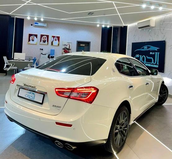 Used Maserati Ghibli S Q4 III Facelift, 3.0 l, 2016 in Sharjah by Ayoon Alhoot Motors, White color. GCC Specs | AUTO.AE
