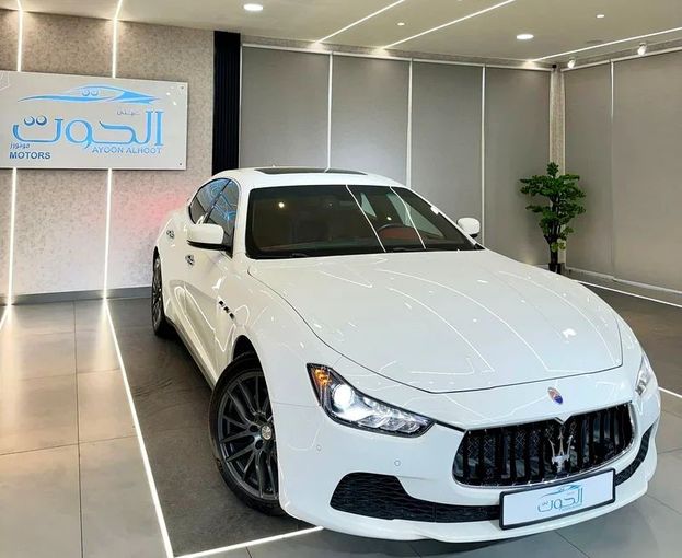 Used Maserati Ghibli S Q4 III Facelift, 3.0 l, 2016 in Sharjah by Ayoon Alhoot Motors, White color. GCC Specs | AUTO.AE