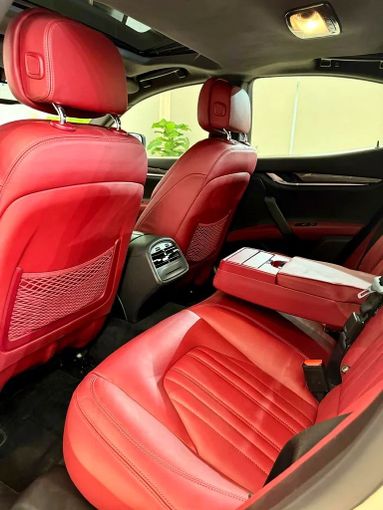 Used Maserati Ghibli S Q4 III Facelift, 3.0 l, 2016 in Sharjah by Ayoon Alhoot Motors, White color. GCC Specs | AUTO.AE