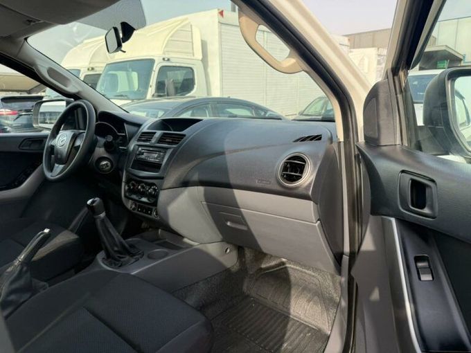 New Mazda BT-50 II Facelift, 2.5 l, 2020 in Sharjah by Al Aram Cars, White color. GCC Specs | AUTO.AE