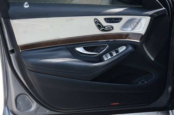 Used Mercedes-Benz C-Class AMG 63 AMG S IV (W205), 4.0 l, 2015 in Sharjah by Alfaris Used Cars, Grey color.  | AUTO.AE