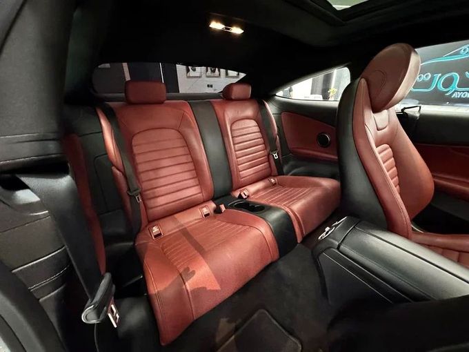 Used Mercedes-Benz C-Class 200 IV (W205) Facelift, 2.0 l, 2019 in Sharjah by Ayoon Alhoot Motors, White color. GCC Specs | AUTO.AE