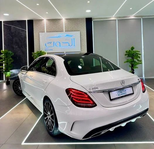 Подержанный Mercedes-Benz C-Class 200 III (W204) Рестайлинг, 1.8 л, 2015 в Шардже от Ayoon Alhoot Motors Белый цвет. GCC | AUTO.AE
