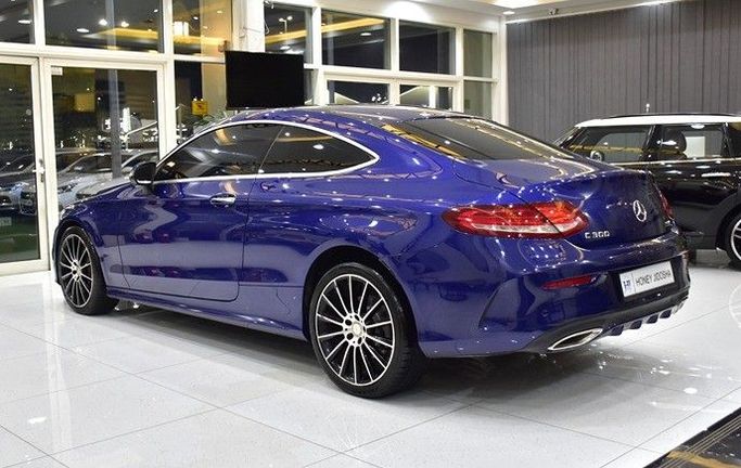 Used Mercedes-Benz C-Class 300 IV (W205), 2.0 l, 2016 in Sharjah by Honey Gidosha Used Cars Tr., Blue color.  | AUTO.AE