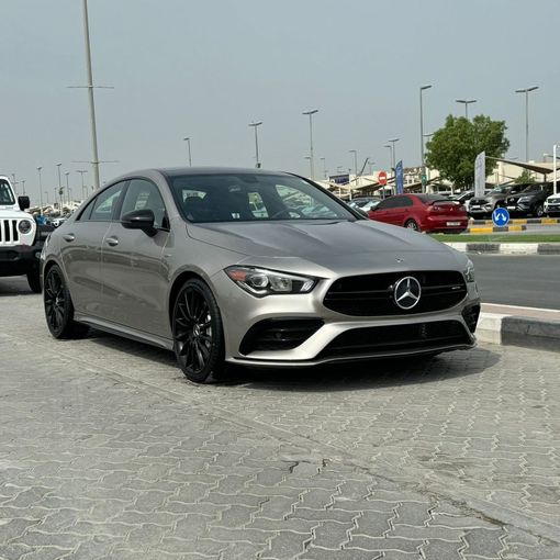 Подержанный Mercedes-Benz CLA AMG 35 AMG II (C118, X118), 2.0 л, 2020 в Шардже от Alfaris Used Cars Серебристый цвет.  | AUTO.AE