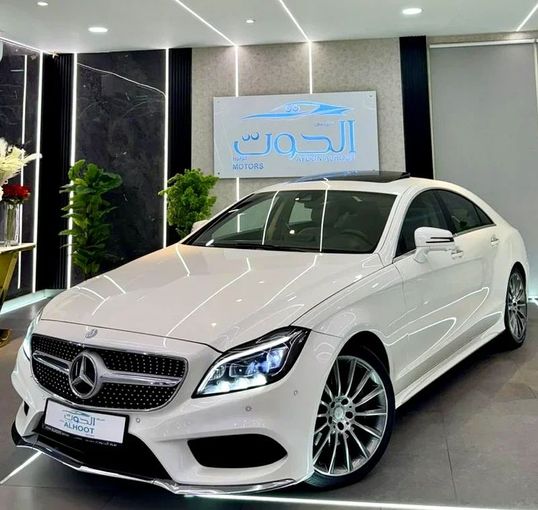 Подержанный Mercedes-Benz CLS 400 II (C218) Рестайлинг, 3.5 л, 2017 в Шардже от Ayoon Alhoot Motors Белый цвет. GCC | AUTO.AE