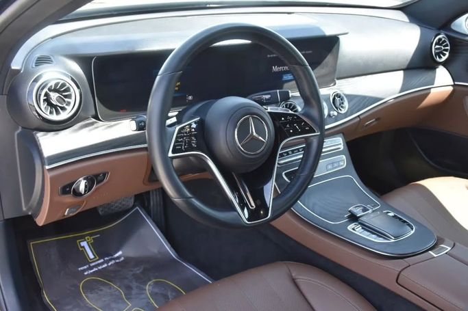 Used Mercedes-Benz E-Class 350 V (W213, S213, C238) Facelift, 2.0 l, 2021 in Sharjah by Alfaris Used Cars, Black color.  | AUTO.AE