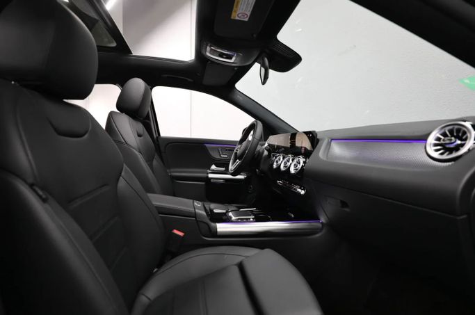 New Mercedes-Benz EQA 260 I Facelift, 2024 in Sharjah by Al Qassem Cars Trading, Black color. Korean Specs | AUTO.AE