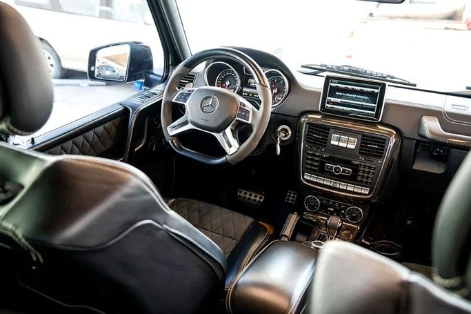 Подержанный Mercedes-Benz G-Class 500 II (W463) Рестайлинг 4, 4.0 л, 2016 в Шардже от Almarid Motors Черный цвет. Other | AUTO.AE
