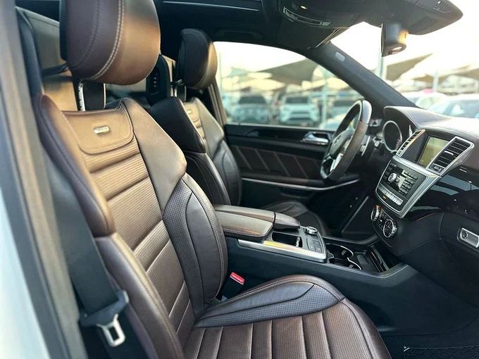 Used Mercedes-Benz GL-Class AMG 63 AMG, 5.5 l, 2016 in Sharjah by Ahmad alkhodari Motors, White color. GCC Specs | AUTO.AE