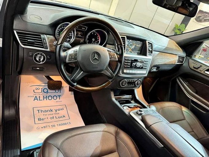 Used Mercedes-Benz GL-Class 500 II (X166), 4.7 l, 2015 in Sharjah by Ayoon Alhoot Motors, Grey color. GCC Specs | AUTO.AE