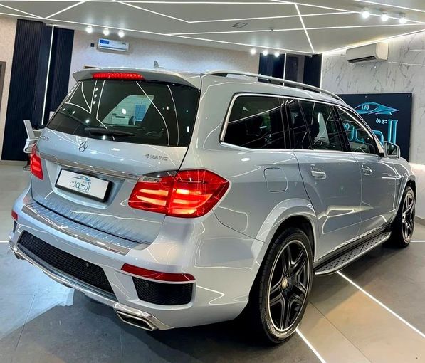 Used Mercedes-Benz GL-Class 500 II (X166), 4.7 l, 2016 in Sharjah by Ayoon Alhoot Motors, Blue color. GCC Specs | AUTO.AE