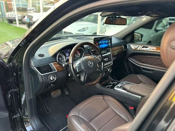 Used Mercedes-Benz GL-Class 500 II (X166), 4.7 l, 2016 in Sharjah by Ahmad alkhodari Motors, Black color. GCC Specs | AUTO.AE