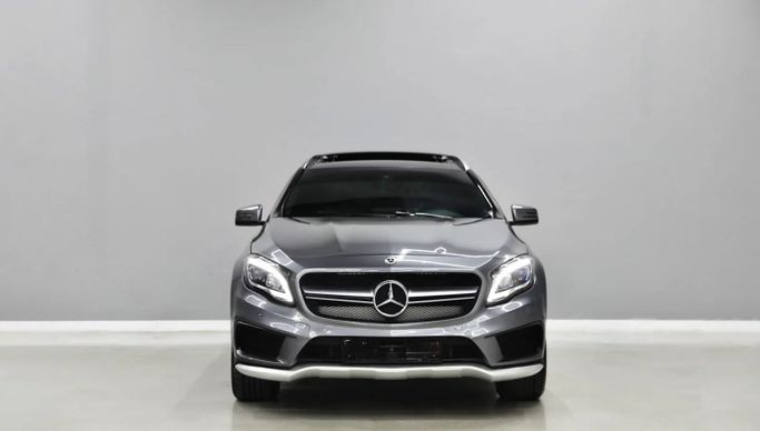 Подержанный Mercedes-Benz GLA 220 I (X156) Рестайлинг, 2.0 л, 2020 в Шардже от Al Qassem Cars Trading Серебристый цвет. Американская | AUTO.AE