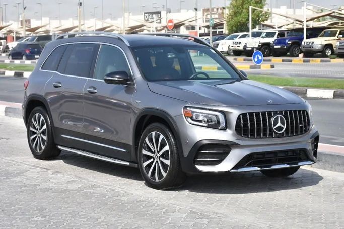Used Mercedes-Benz GLB 250 I (X247), 2.0 l, 2020 in Sharjah by Alfaris Used Cars, Silver color.  | AUTO.AE