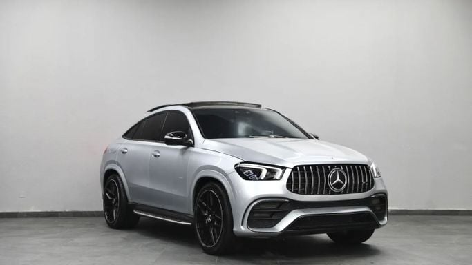 Подержанный Mercedes-Benz GLE AMG 53 AMG II (V167), 3.0 л, 2022 в Шардже от Al Qassem Cars Trading Серебристый цвет. Американская | AUTO.AE